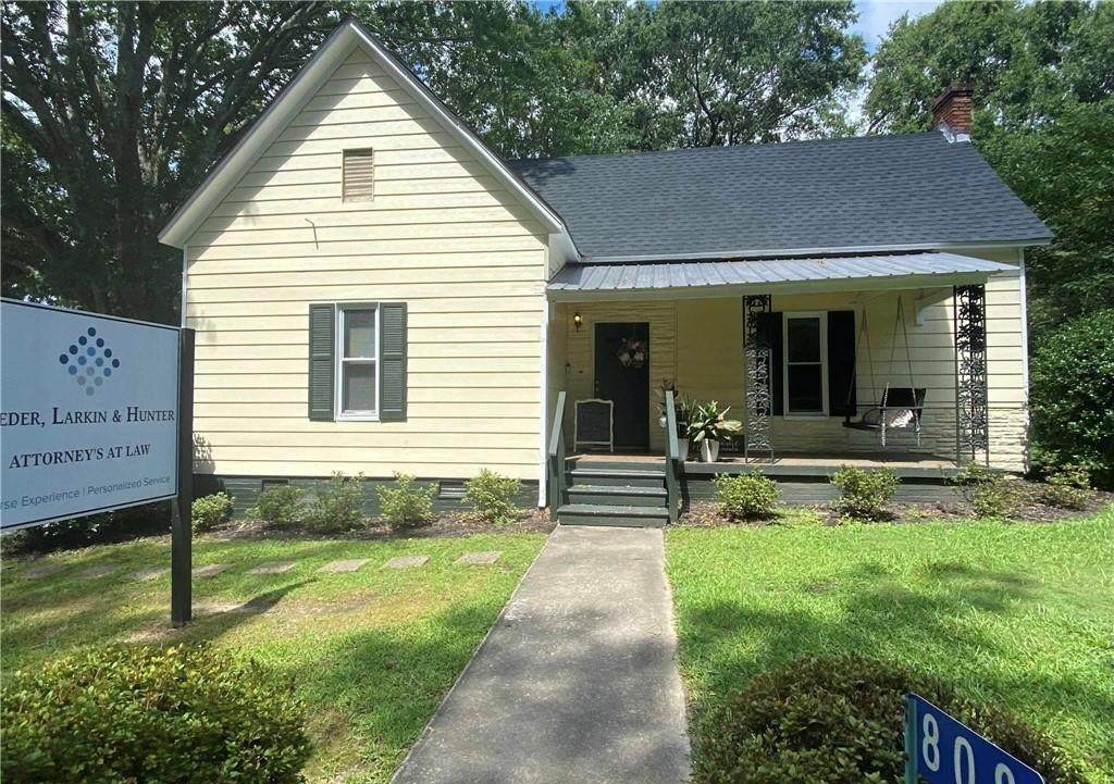 808 Broad Street - Photo 1