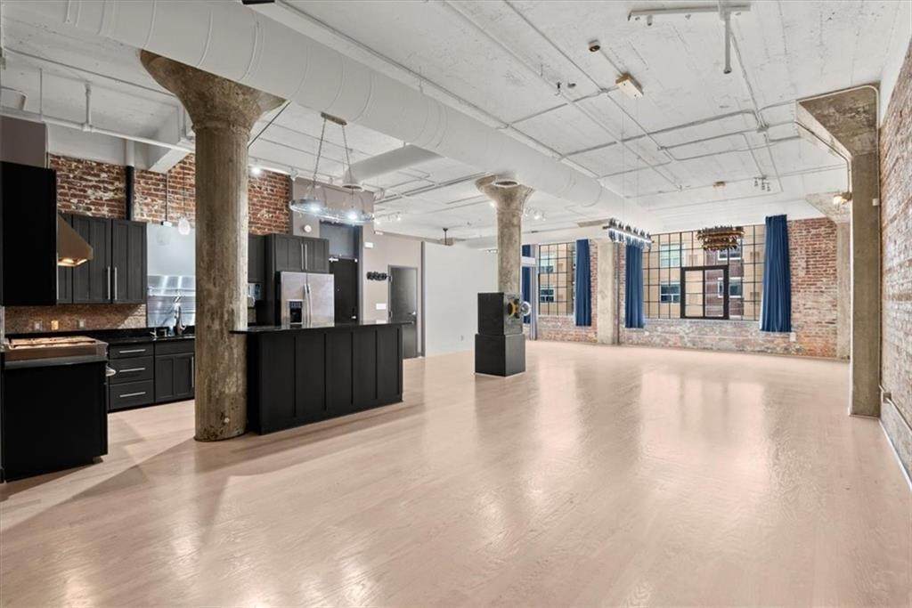 434 Marietta Street - Photo 1