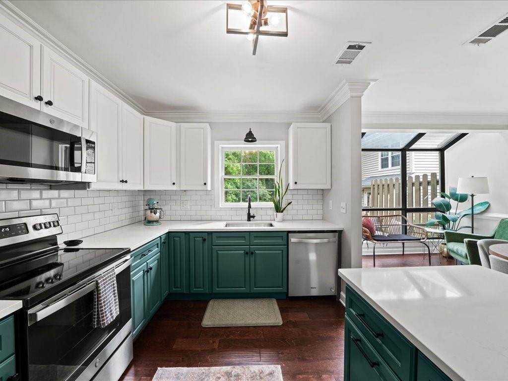 50 Mount Vernon Circle - Photo 1