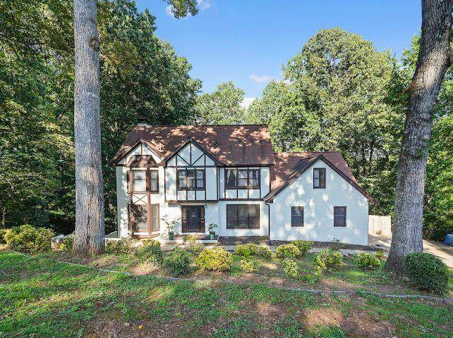 4640 Calleigh Way - Photo 1