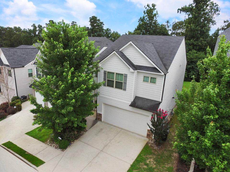 3948 Lake Manor Way - Photo 1