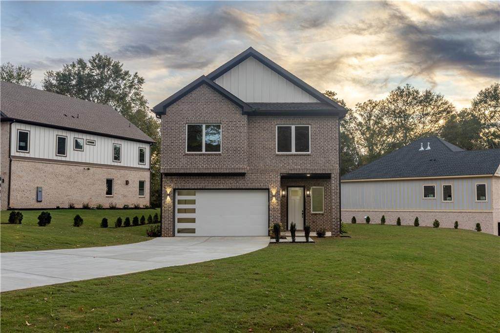 270 Honeysuckle Avenue - Photo 1