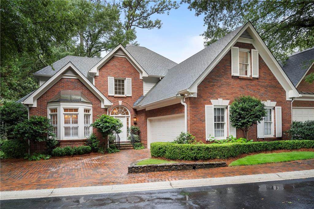 10 Westminster Close Drive - Photo 1