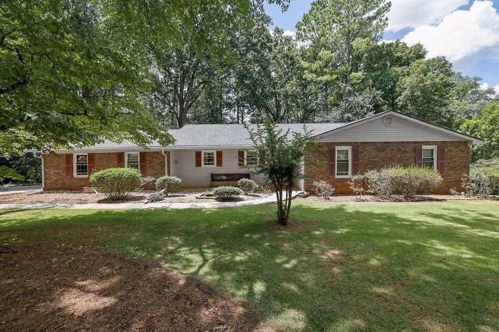 1410 Dallas Circle - Photo 1