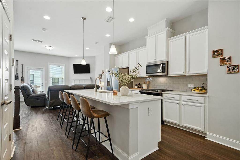 705 Bismark Road - Photo 1