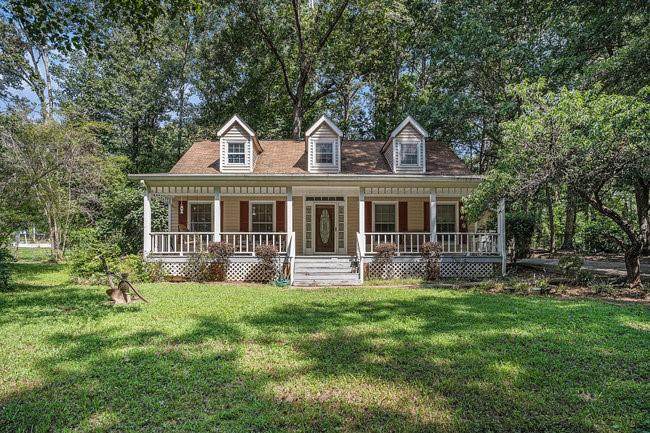 125 Circle Drive - Photo 1