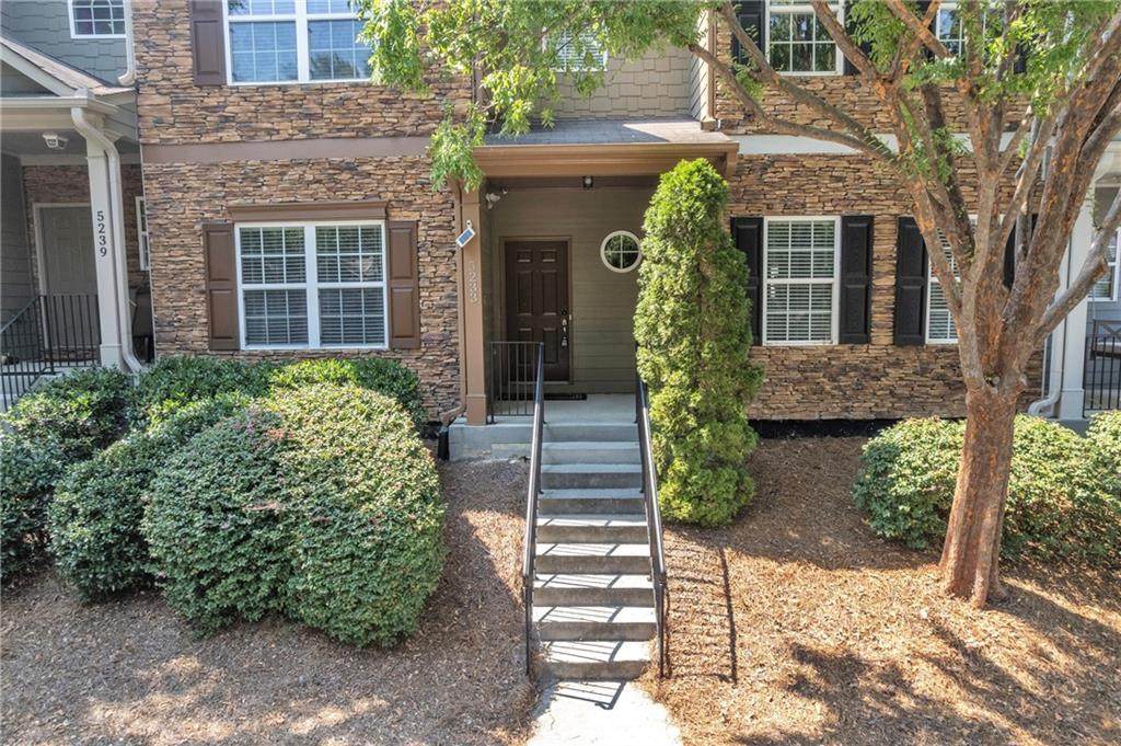 5233 Whiteoak Avenue - Photo 1