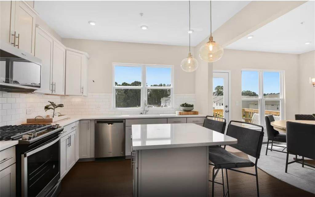 109 Jane Boulevard - Photo 1