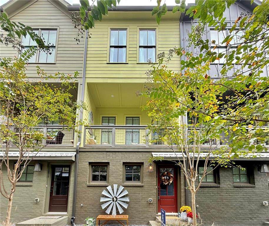 1054 Crest Circle - Photo 1