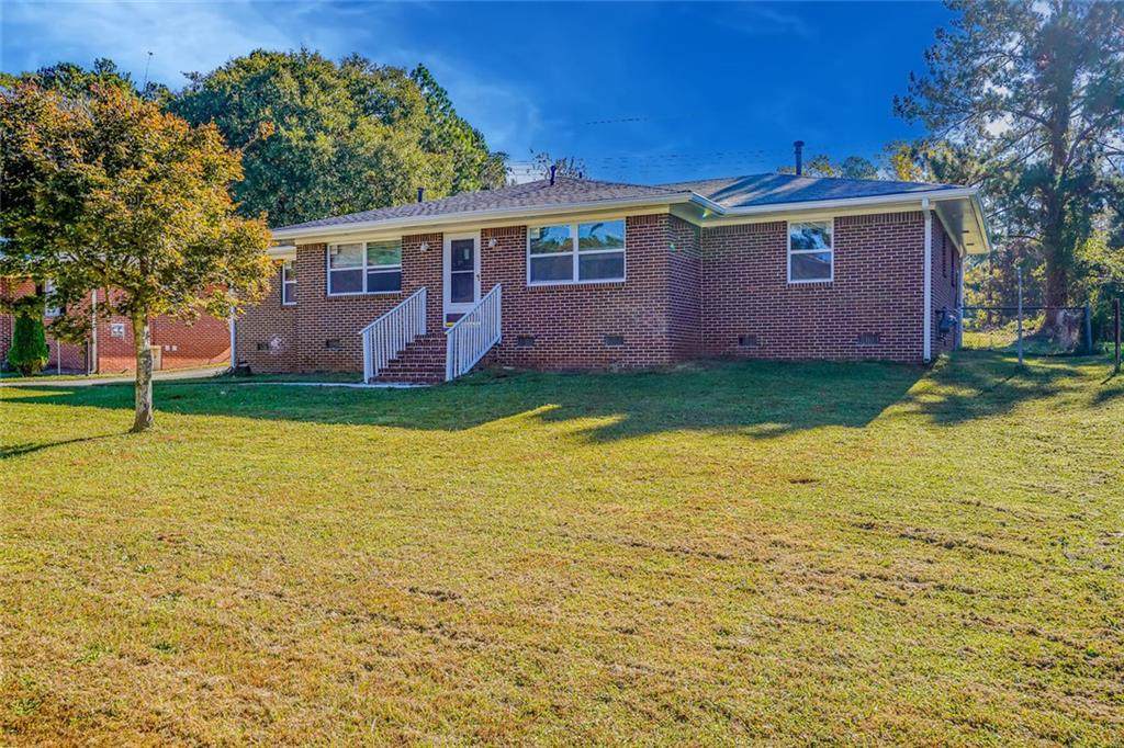 2877 Whispering Hills Drive - Photo 1