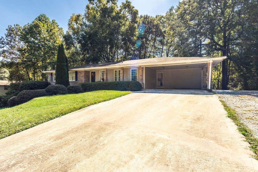 2490 Freydale Road - Photo 1