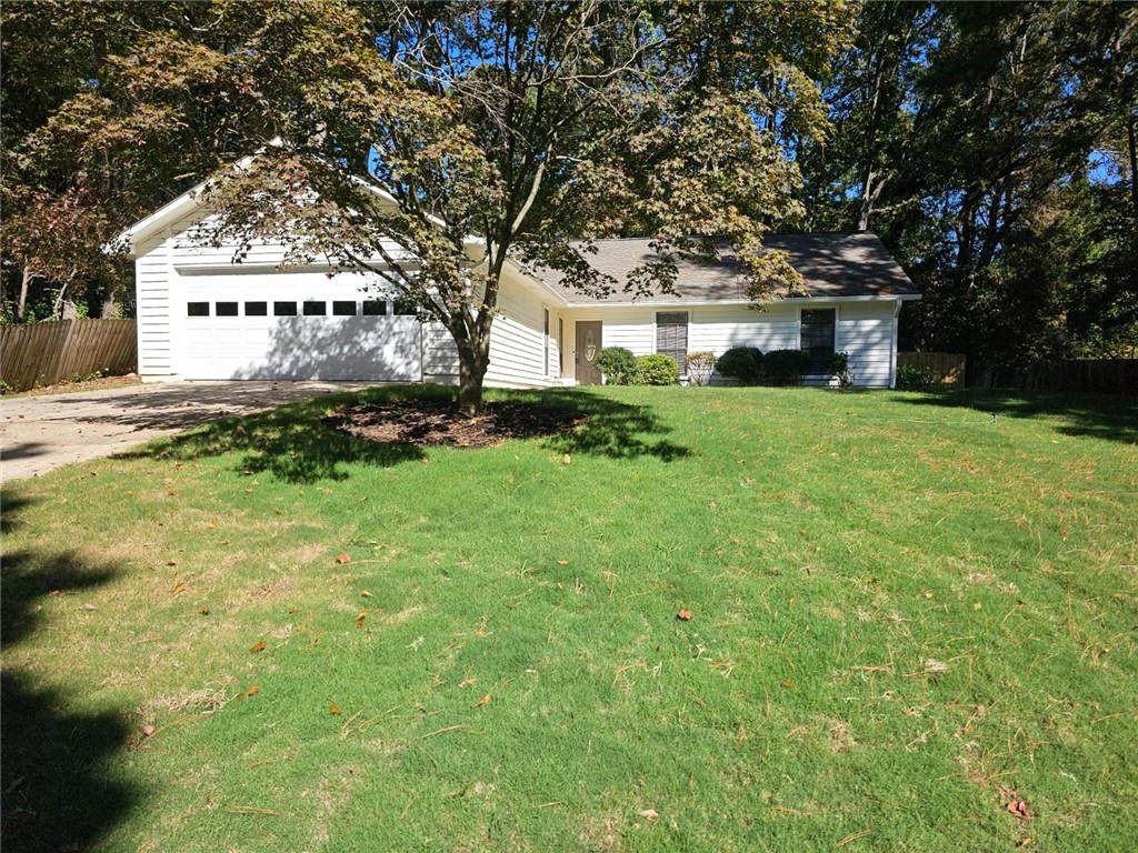 620 Lake Forest Court - Photo 1