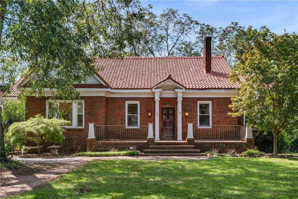 787 Flat Shoals Avenue - Photo 1