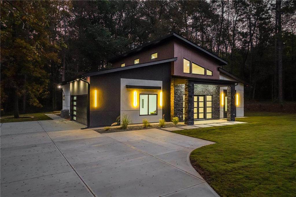 670 Loganville Highway - Photo 1