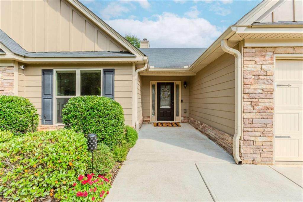 19 Redtail Road - Photo 1