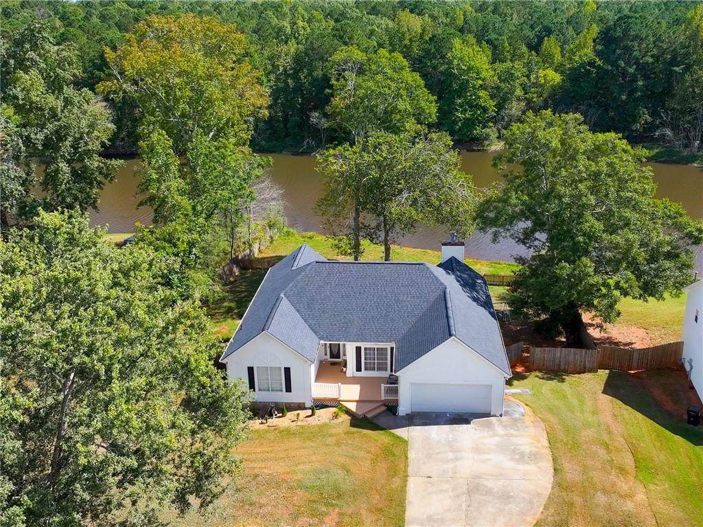 386 Waterfront Drive - Photo 1