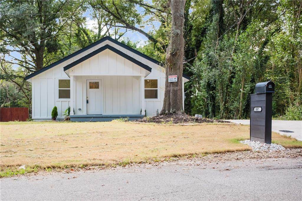 1087 Hillcrest Drive - Photo 1