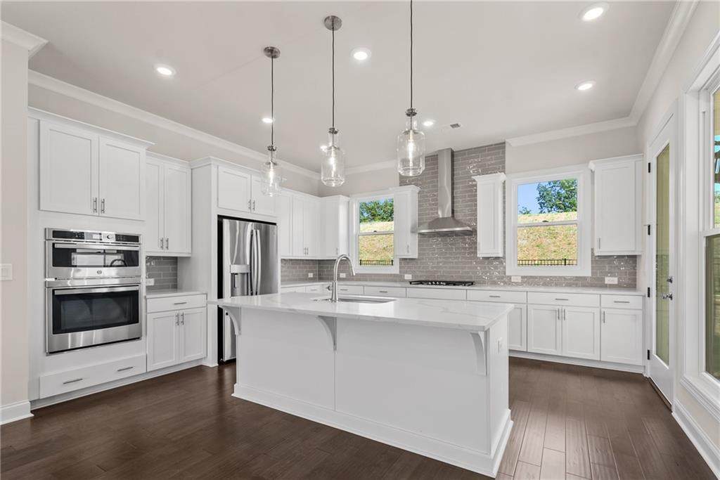 657 Summit Hill Way - Photo 1