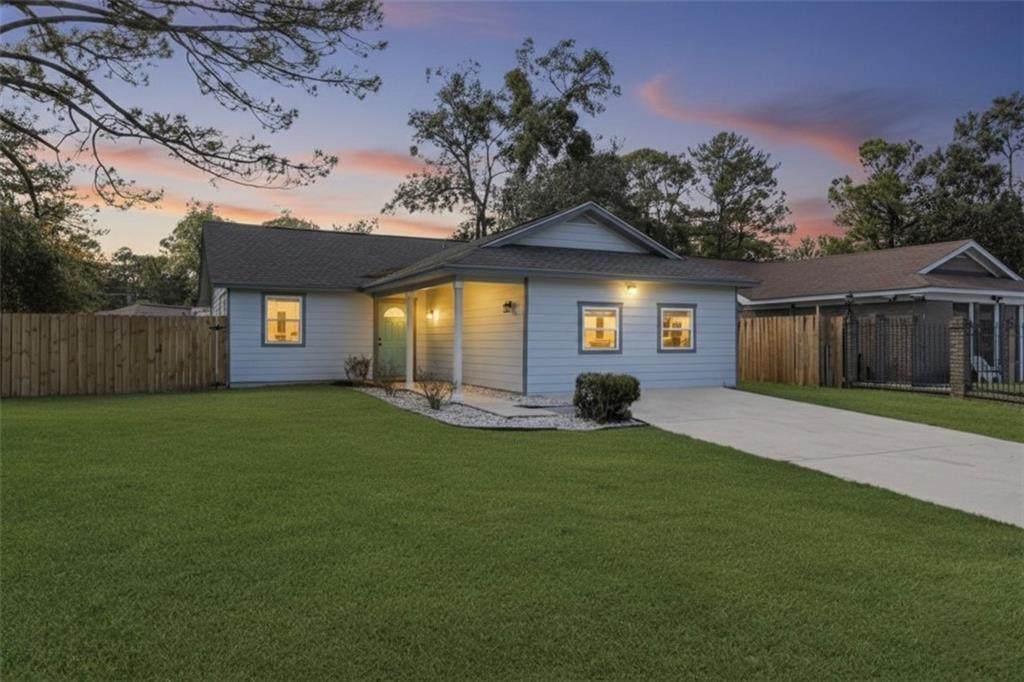 19 Robin Hood Drive - Photo 1