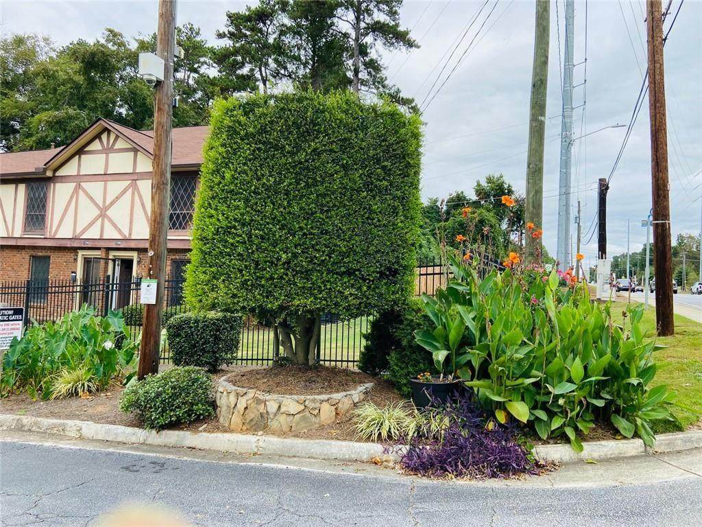 3293 Abbeywood Drive - Photo 1