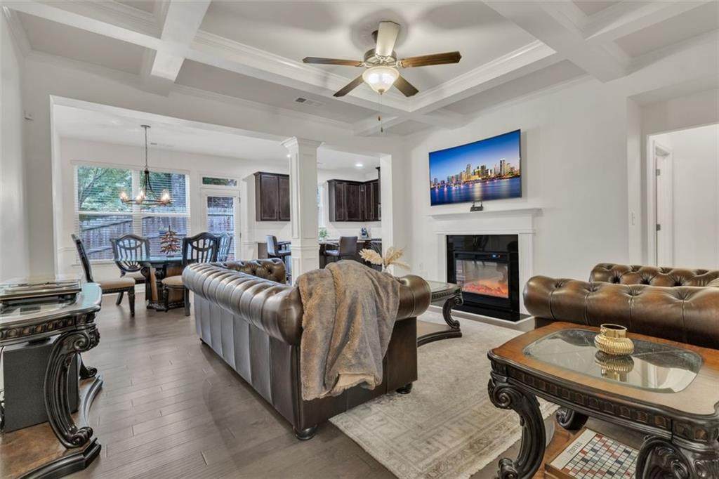 1563 Butternut Cove - Photo 1