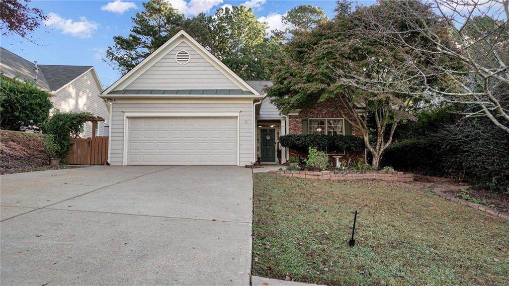 331 Laurel Glen Crossing - Photo 1