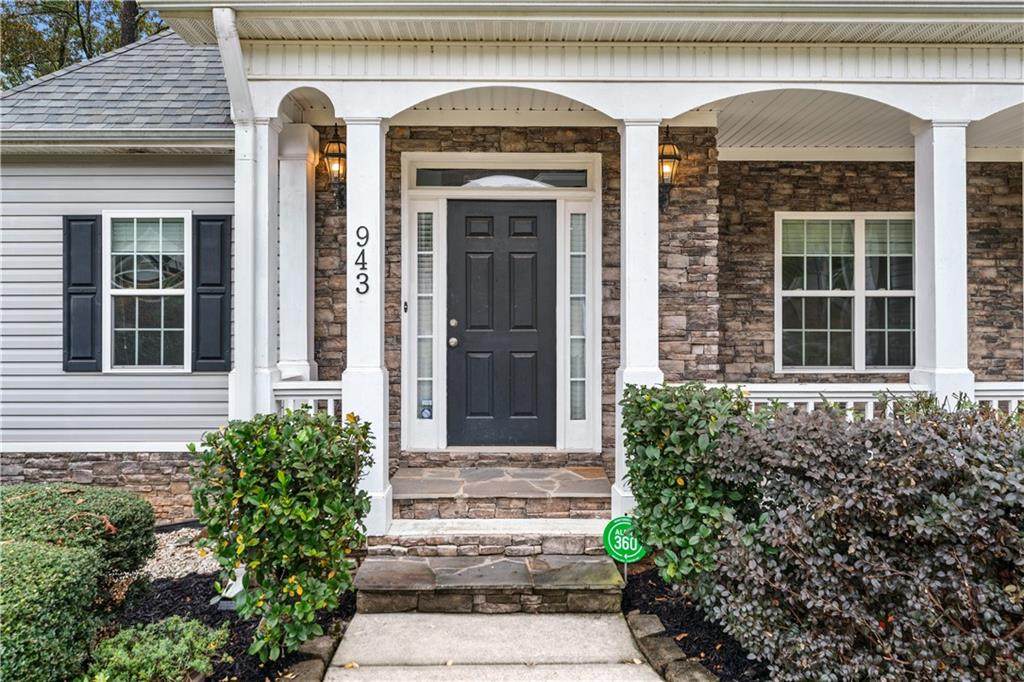 943 Mason Lee Avenue - Photo 1