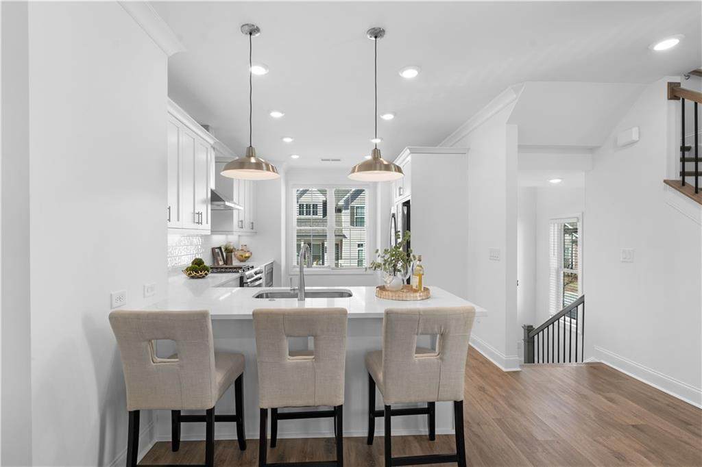 2802 Evanshire Avenue - Photo 1