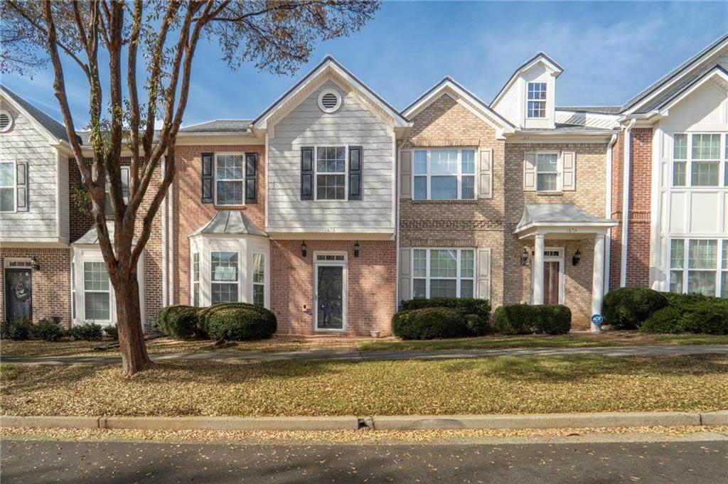 1676 Perserverence Hill Circle - Photo 1