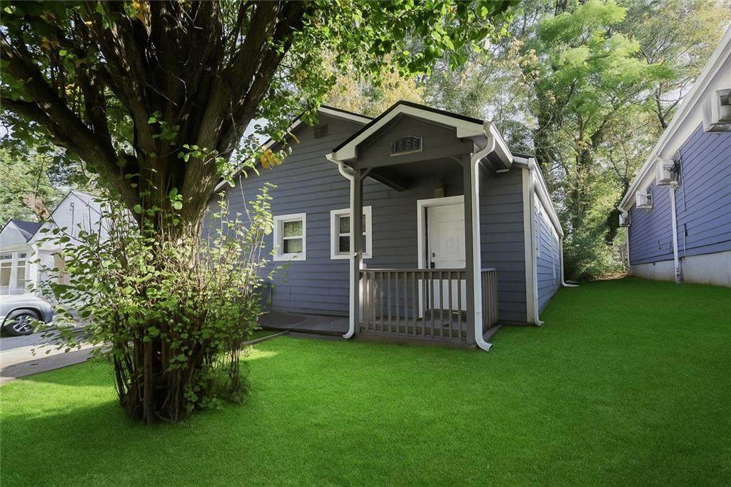 1056 Grant Way - Photo 1