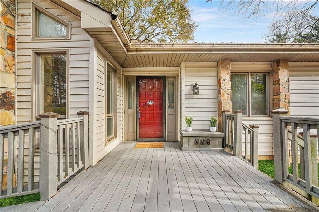 355 Heritage Lane - Photo 1