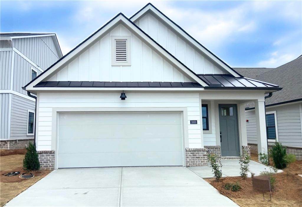 1850 Butterfly Way - Photo 1