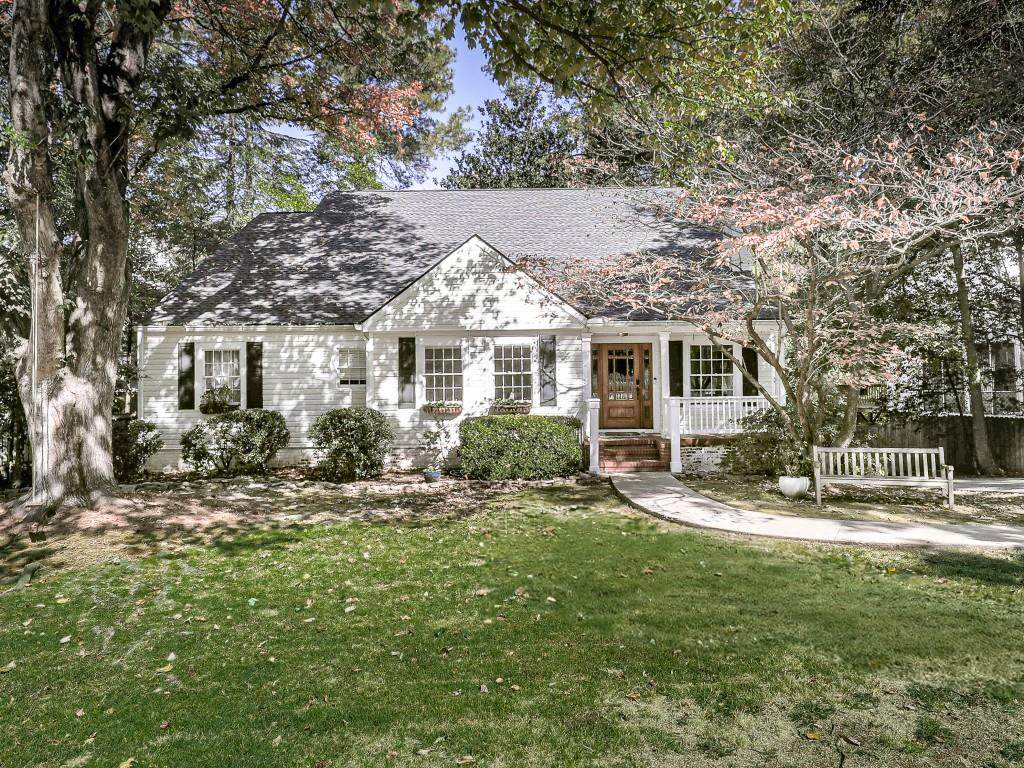 646 Darlington Circle - Photo 1