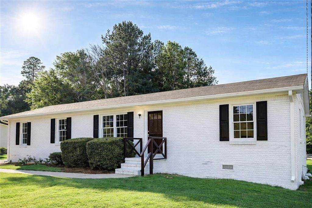 1445 Mcintosh Road - Photo 1