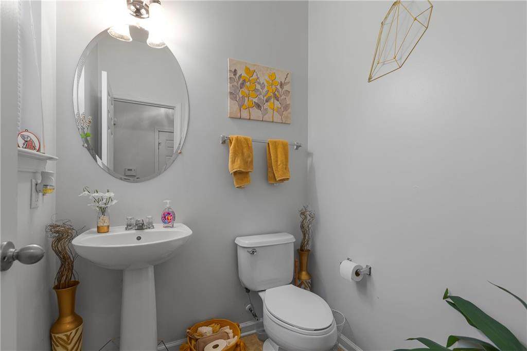 174 Ellis Drive - Photo 1