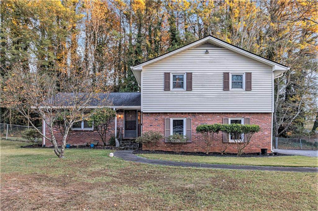 3826 Green Bay Drive - Photo 1