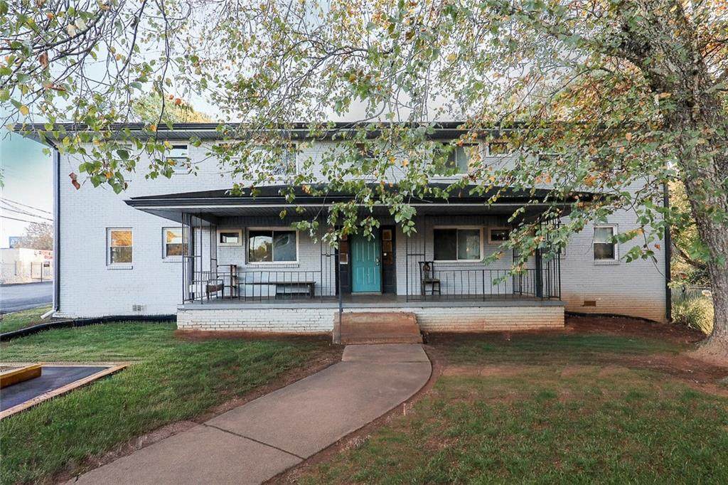 2835 Belvedere Lane - Photo 1