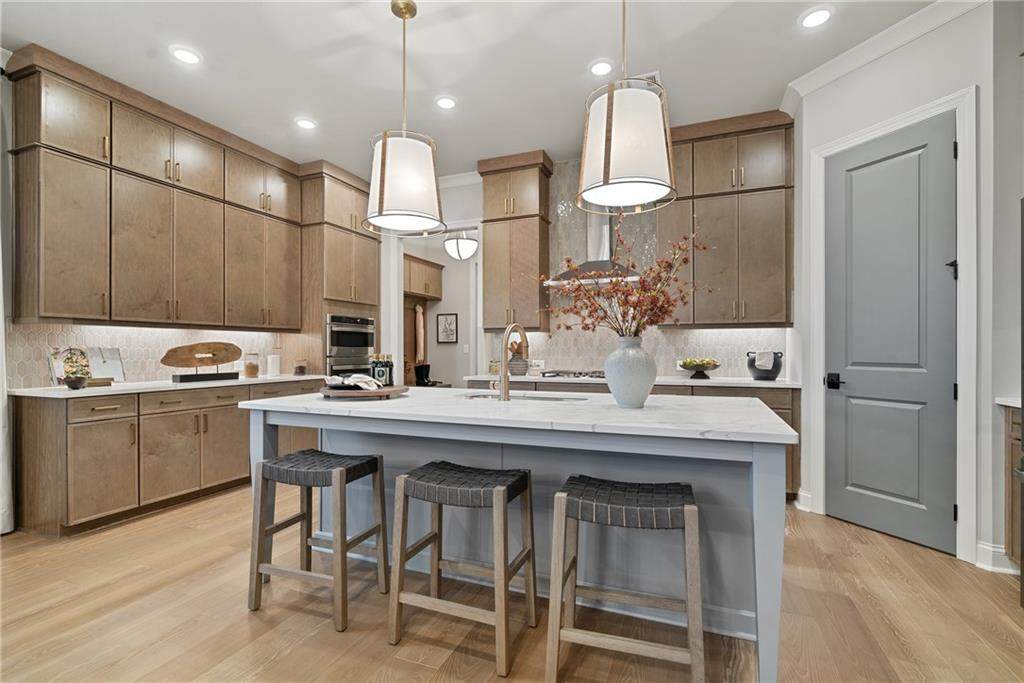 649 Summitt Hill Way - Photo 1