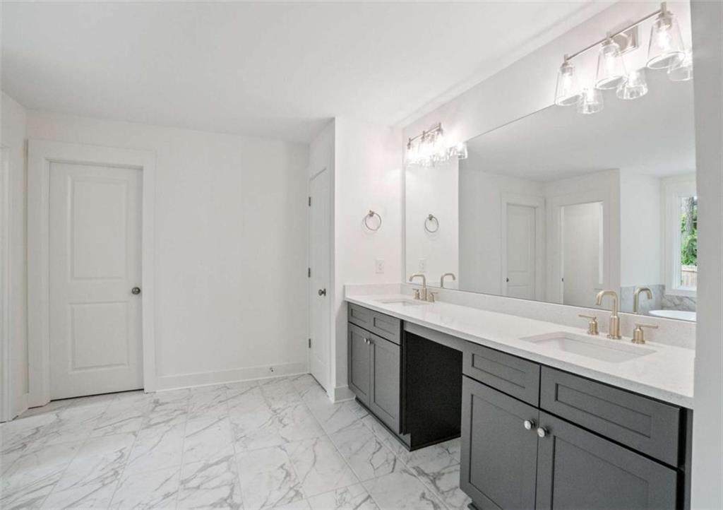 2432 Whites Ridge - Photo 1