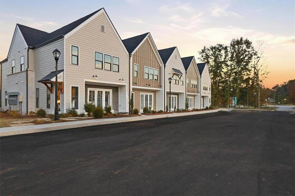 319 Orchid Street - Photo 1