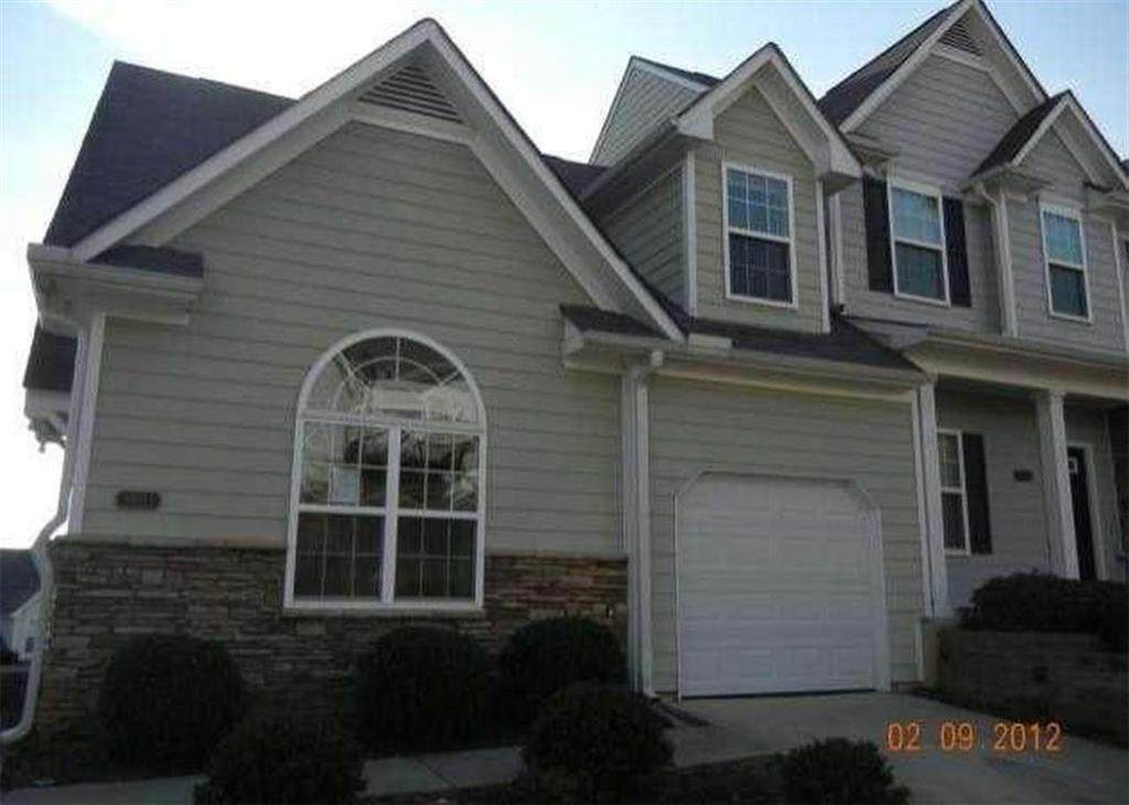 1901 Hoods Fort Circle - Photo 1