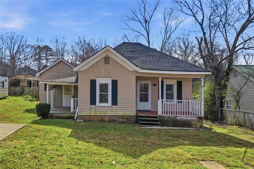 174 Cherokee Avenue - Photo 1