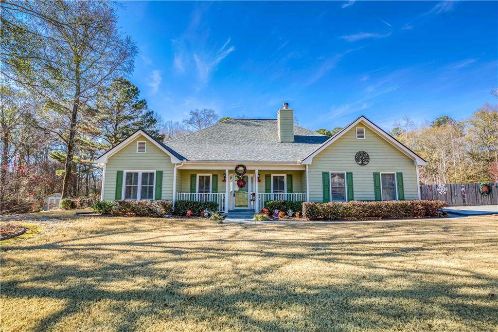 770 Hunters Lane - Photo 1