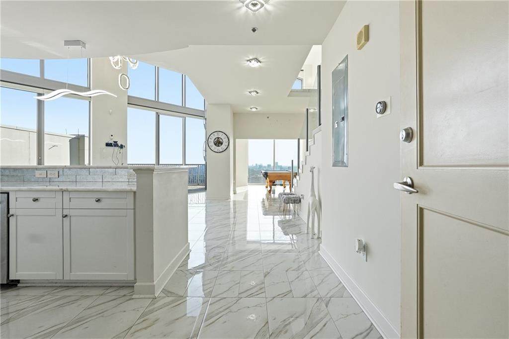 2795 Peachtree Road - Photo 1