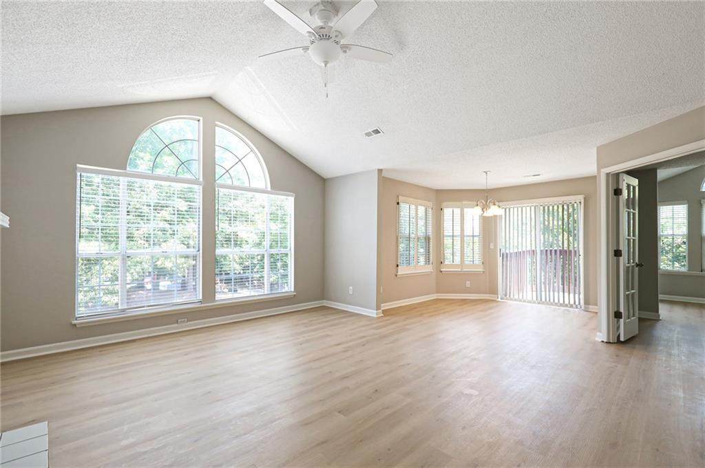 901 Wentworth Court - Photo 1