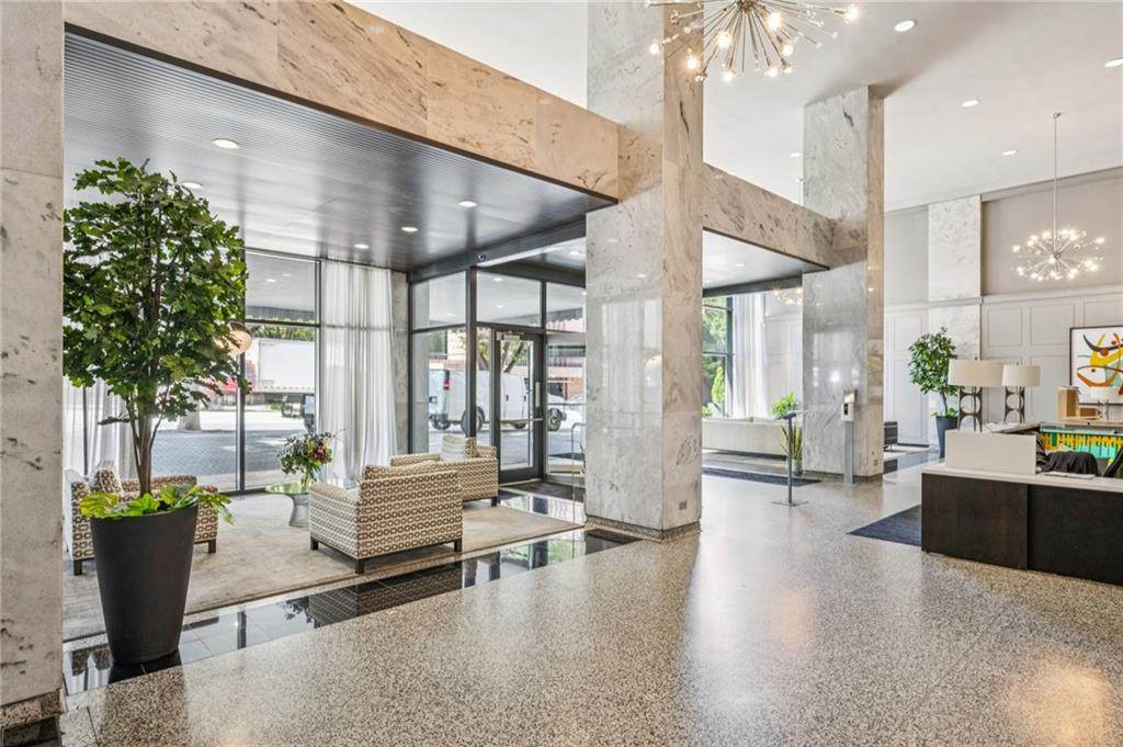 620 Peachtree Street - Photo 1