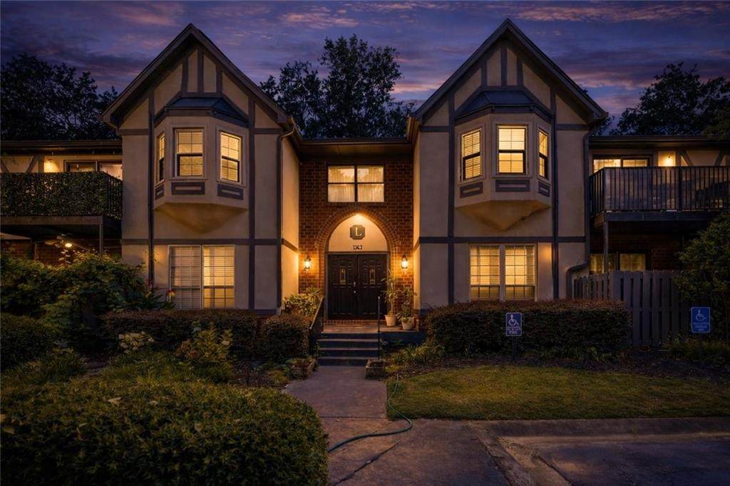 6851 Roswell Road - Photo 1