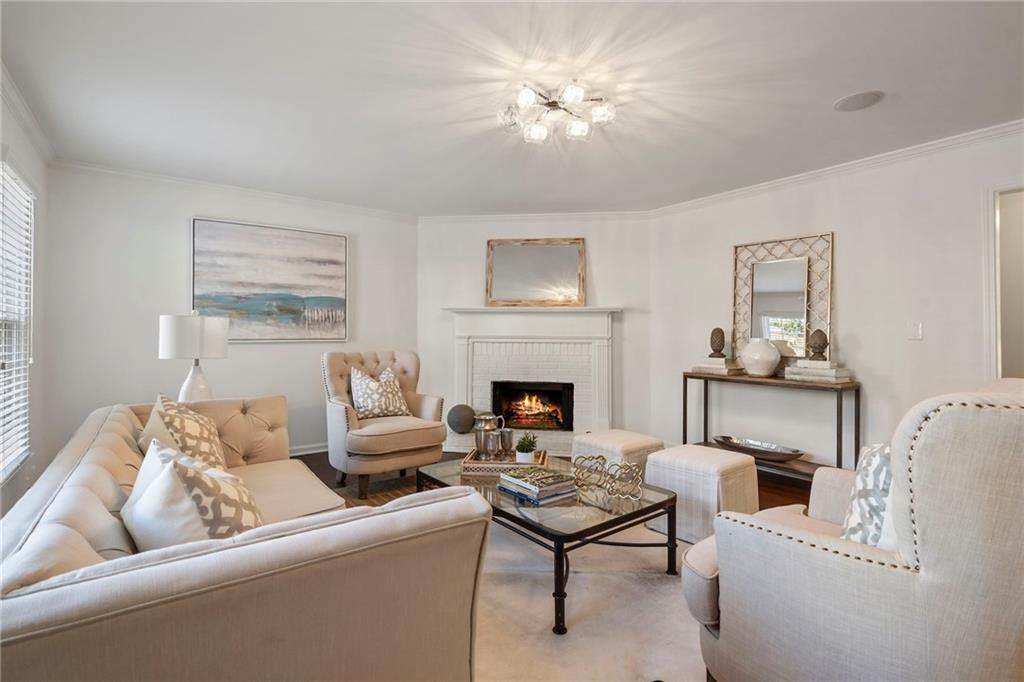 504 Dunwoody Chace - Photo 1