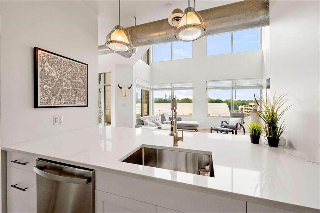 260 N. 18th Street - Photo 1