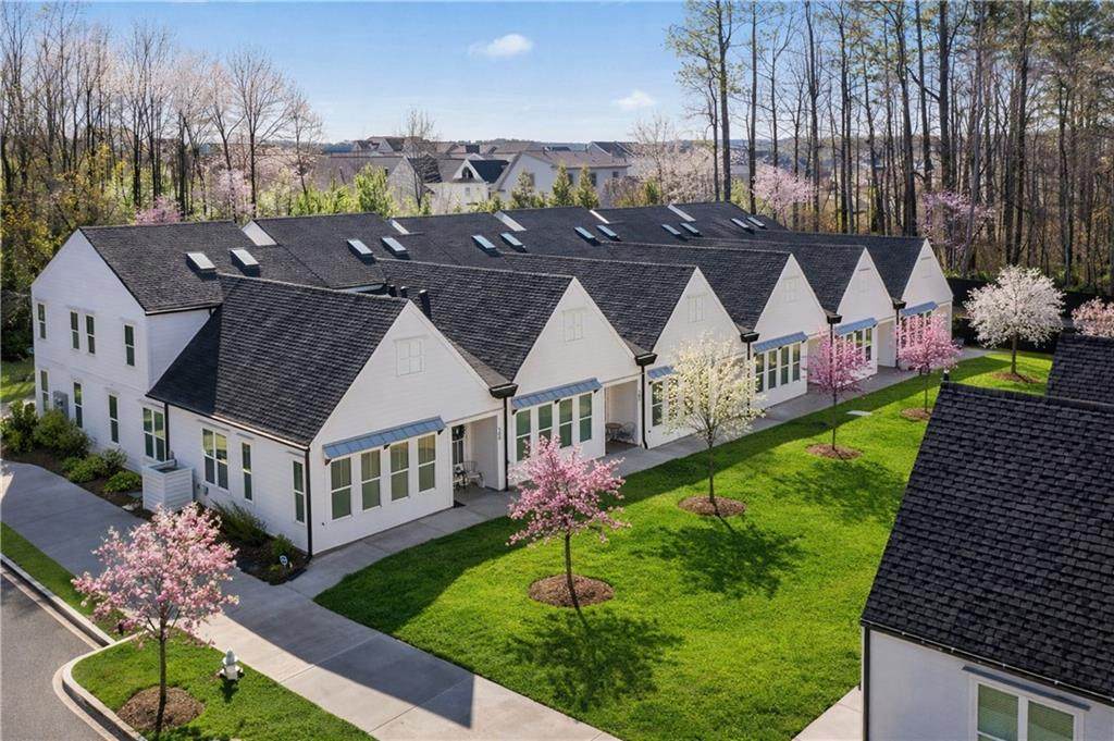 308 Chardonnay Way - Photo 1